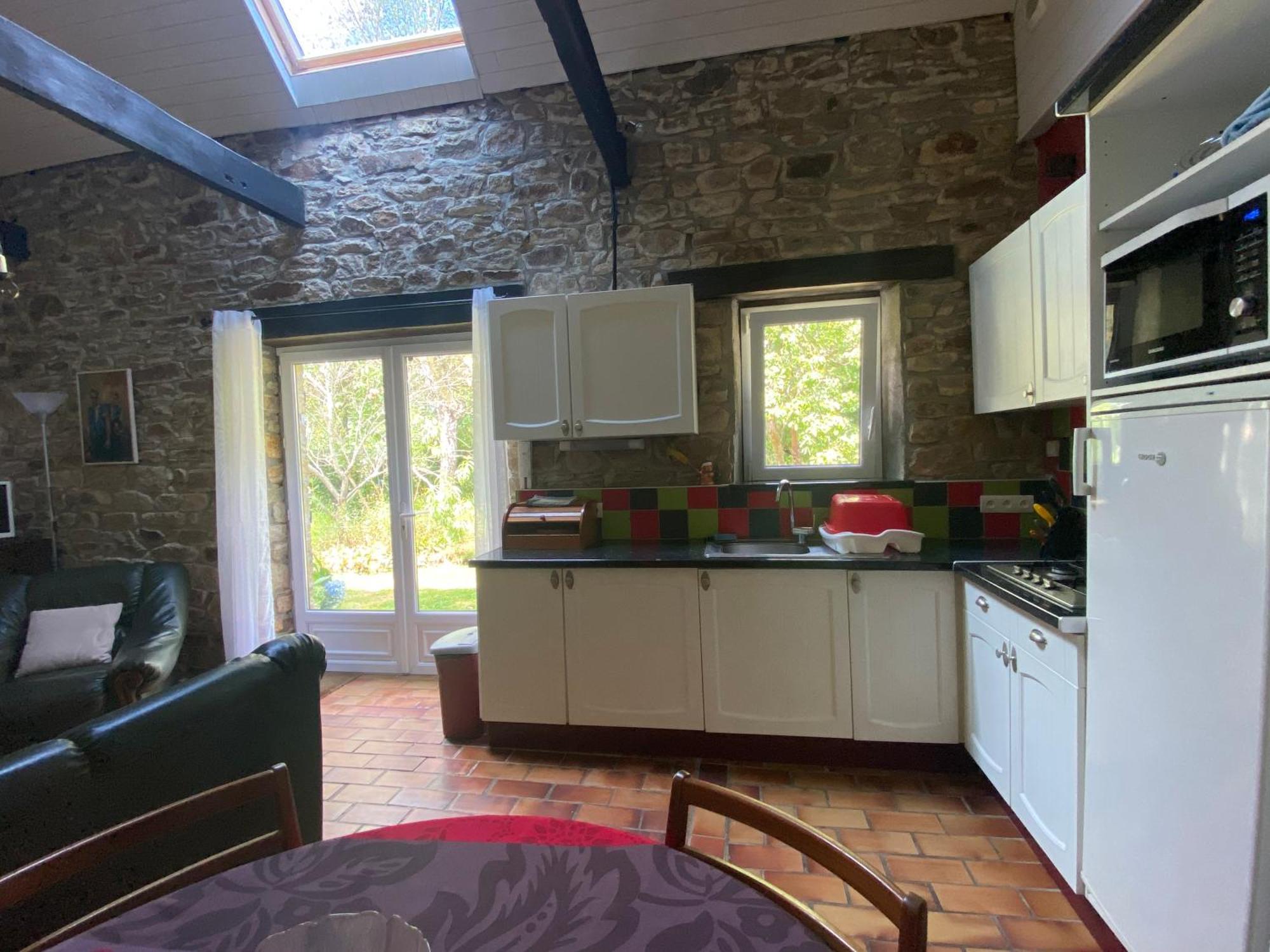 Sue'S Cottages Pleuven Luaran gambar